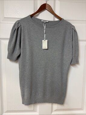 NWT Gray Vila Milano Short Sleeve Top - Size M